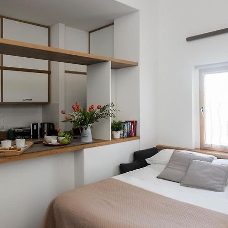 Agora Apartments Sorrente Extérieur photo