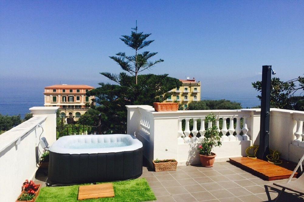 Agora Apartments Sorrente Extérieur photo