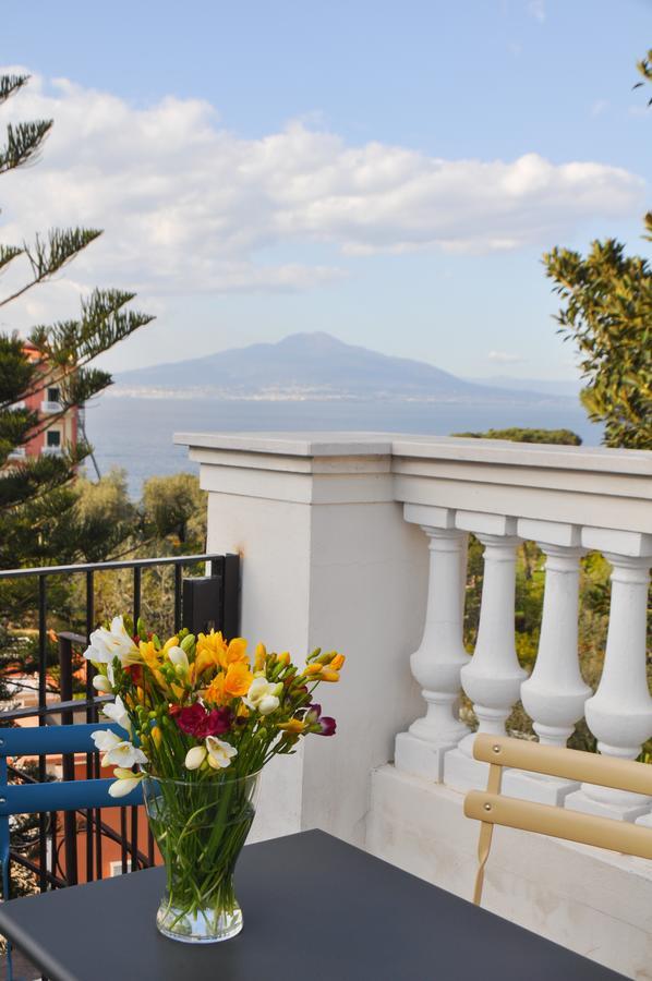 Agora Apartments Sorrente Extérieur photo
